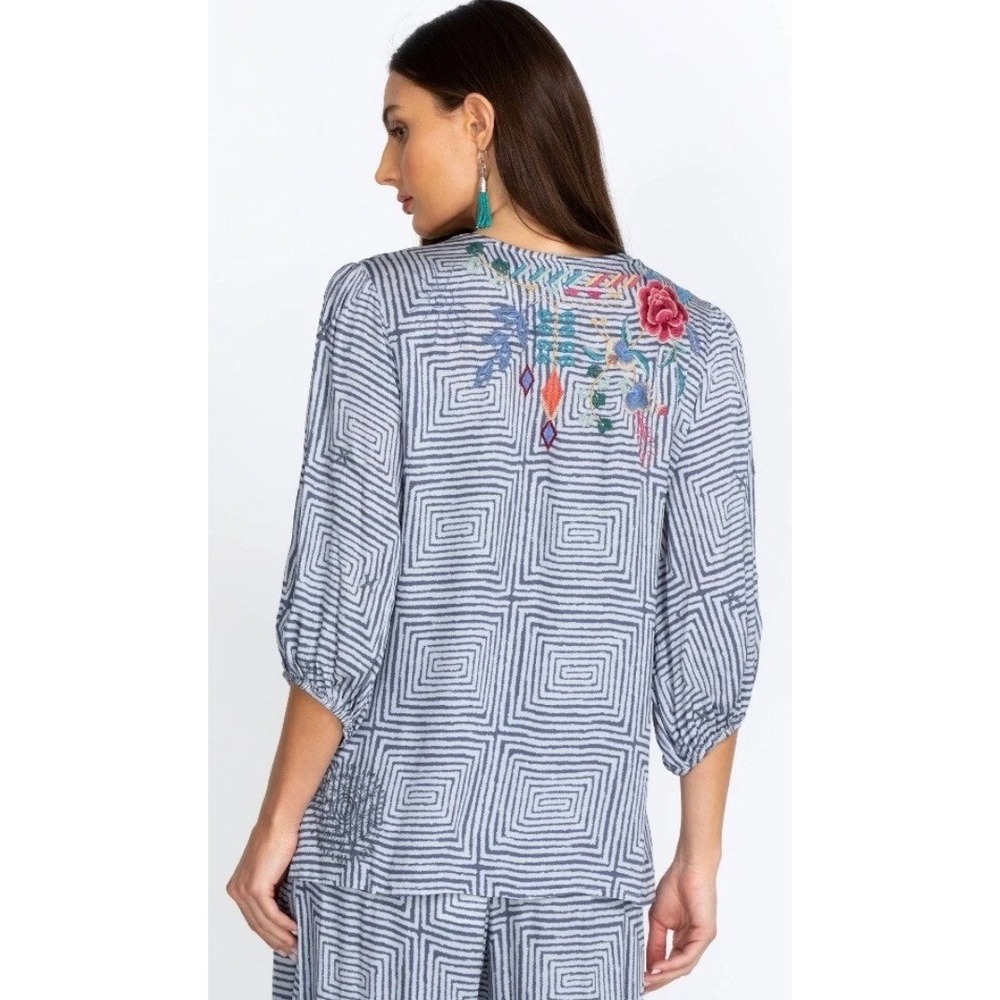 Johnny Was Workshop Grey Geometric Floral Embroidered Tassel Peasant Blouse M - Picture 2 of 10